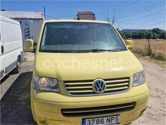VOLKSWAGEN Caravelle