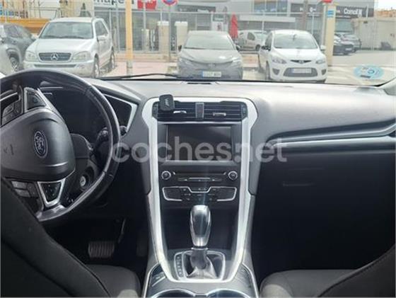 FORD Mondeo 2.0 TDCi PowerShift STLine