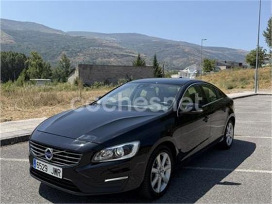 VOLVO S60 2.0 D3 Momentum Auto