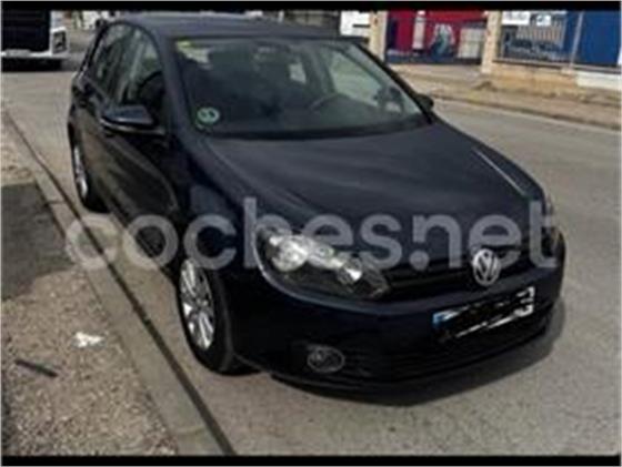 VOLKSWAGEN Golf Variant 1.6 TDI DPF DSG Sport