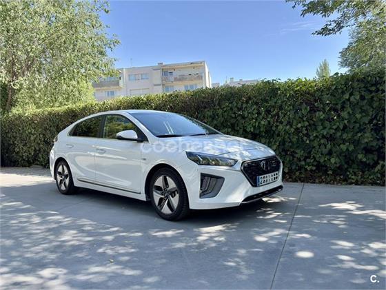 HYUNDAI IONIQ 1.6 GDI HEV Tecno DT HYUNDAI IONIQ 1.6 GDI HEV Tecno DT