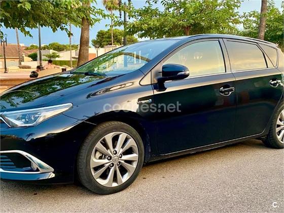 TOYOTA Auris 1.8 140H Hybrid Advance