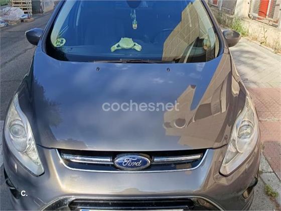 FORD Grand CMax 2.0 TDCi 140 Titanium Powershift FORD Grand CMax 2.0 TDCi 140 Titanium Powershift