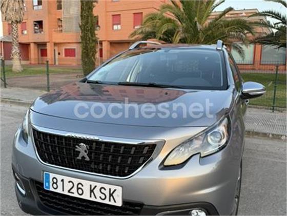 PEUGEOT 2008 Style BlueHDi SS