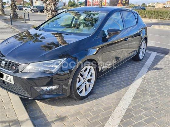 SEAT Leon 1.4 TSI ACT DSG7 StSp FR SEAT Leon 1.4 TSI ACT DSG7 StSp FR