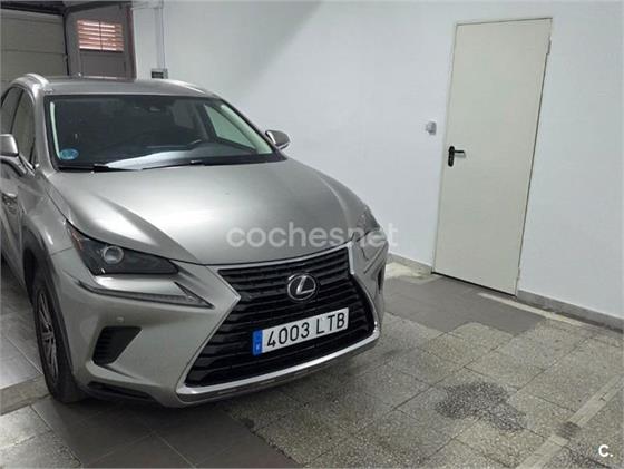 LEXUS NX 2.5 300h Business 2WD LEXUS NX 2.5 300h Business 2WD