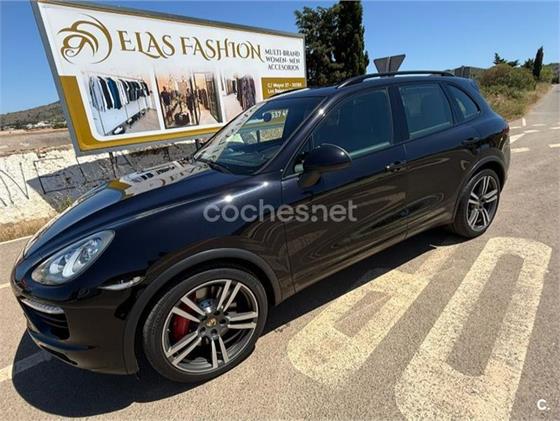 PORSCHE Cayenne 4.8 V8 Turbo Tiptronic