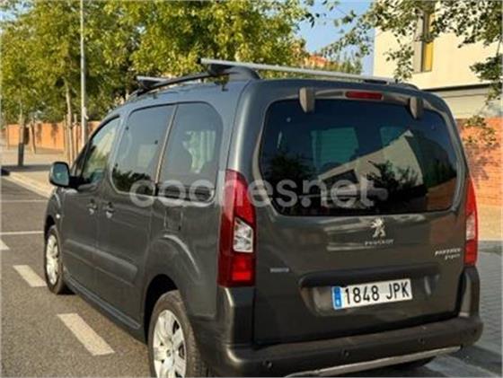 PEUGEOT Partner TEPEE Outdoor 1.6 BlueHDi 100 PEUGEOT Partner TEPEE Outdoor 1.6 BlueHDi 100