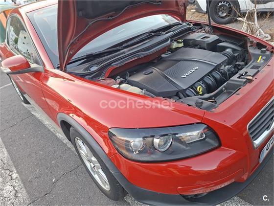 VOLVO C30 2.0 Kinetic VOLVO C30 2.0 Kinetic