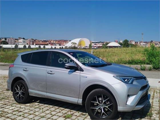 TOYOTA Rav4 2.5l hybrid 2WD Feel