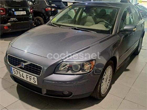 VOLVO S40 2.0D Momentum