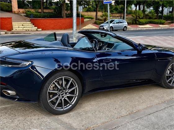 ASTON MARTIN DB11 4.0 V8 Volante
