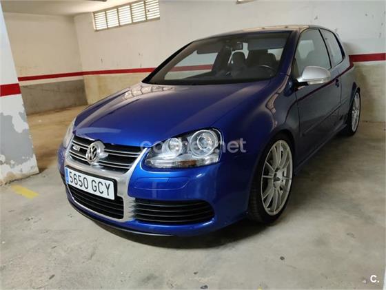 VOLKSWAGEN Golf 3.2 R32 4motion DSG