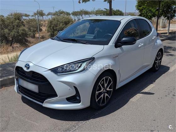 TOYOTA Yaris 1.5 120H Style Plus