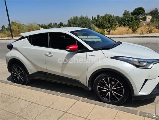 TOYOTA CHR 1.8 125H Advance TOYOTA CHR 1.8 125H Advance