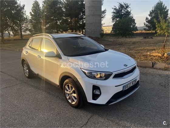 KIA Stonic 1.2 CVVT Concept EcoDynam KIA Stonic 1.2 CVVT Concept EcoDynam
