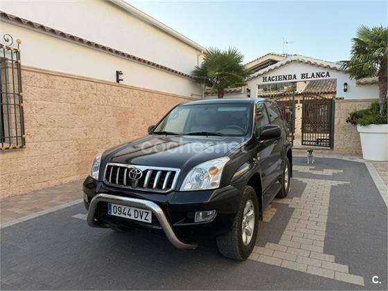TOYOTA Land Cruiser 3.0 D4D VXL