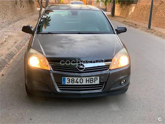 OPEL Astra 1.7 CDTi Edition