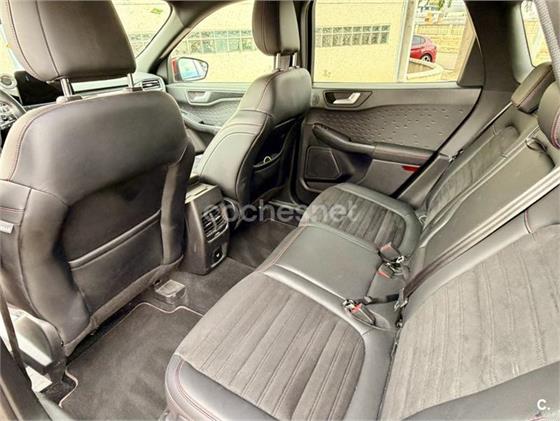 FORD Kuga 2.0 TDCi 4x4 STLine