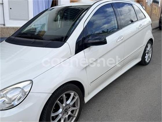 MERCEDES-BENZ Clase B B 180 CDI