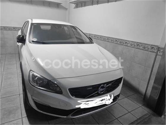 VOLVO V60 Cross Country 2.0 D3 Cross Country