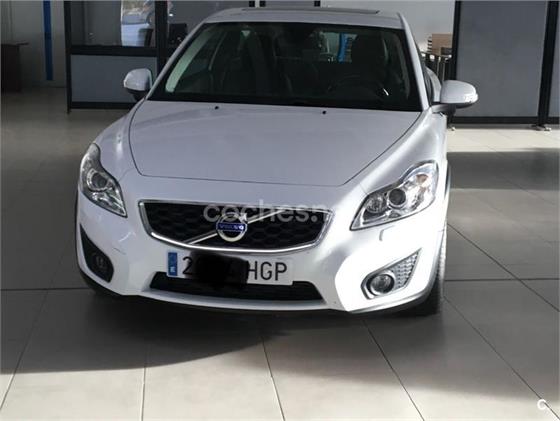 VOLVO C30 2.0 D4 Summum Auto