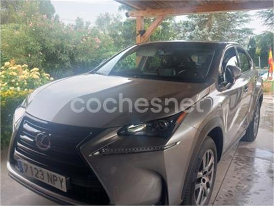 LEXUS NX 2.5 300h Executive 4WD Tecno Navibox