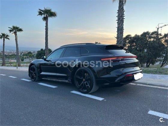 PORSCHE Taycan 4 Cross Turismo