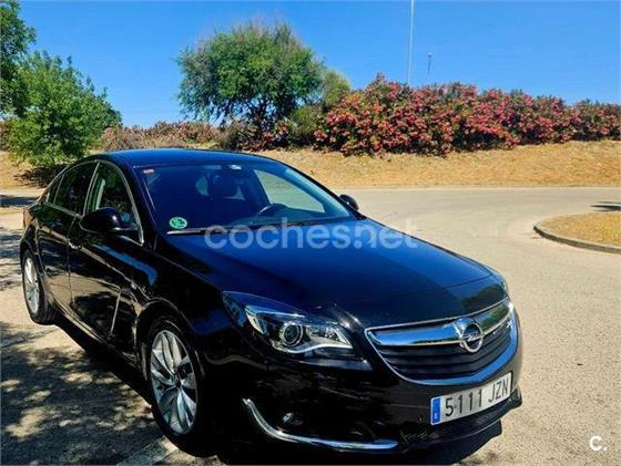 OPEL Insignia 1.6CDTI StarStop ecoFLEX 136 Excellence OPEL Insignia 1.6CDTI StarStop ecoFLEX 136 Excellence