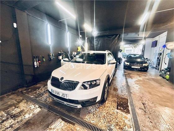 SKODA Scout 2.0 TDI CR 4x4