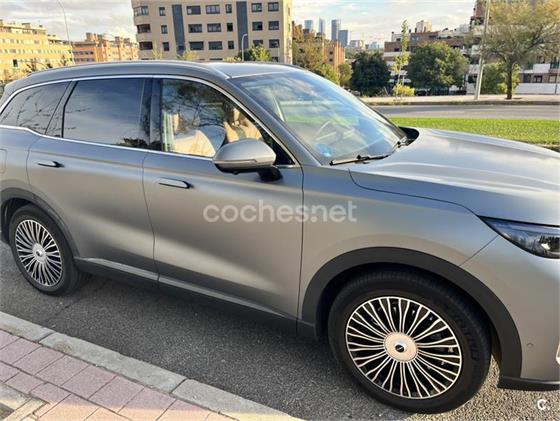 EBRO S900 PHEV 1.5 TGDI 3DHT 4X4 Luxury EBRO S900 PHEV 1.5 TGDI 3DHT 4X4 Luxury