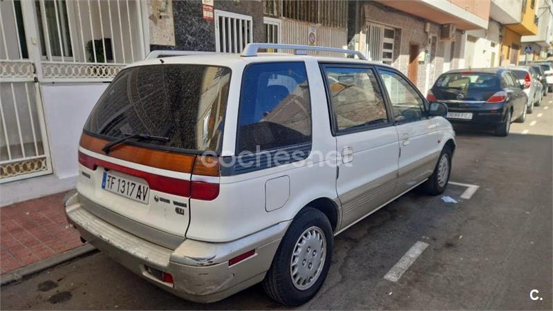 MITSUBISHI Space Wagon SPACE WAGON 2000 GLXI