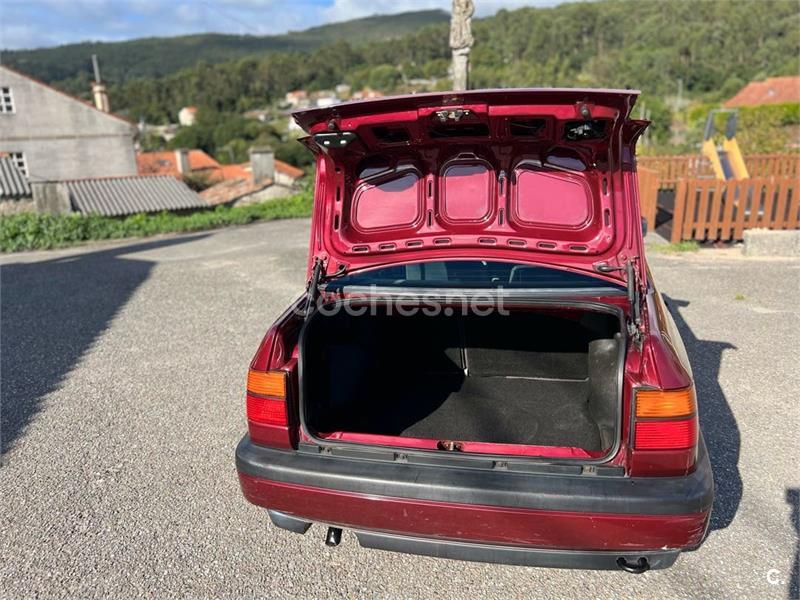 VOLKSWAGEN Vento