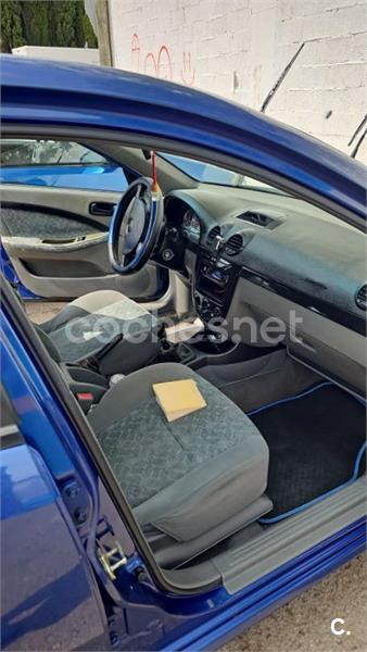 DAEWOO Lacetti 1.4 SE ano modelo 2004