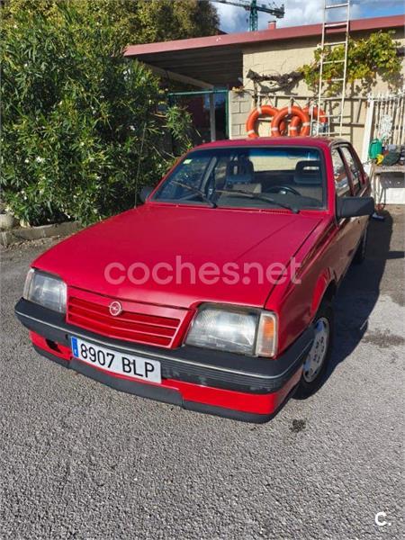 OPEL Ascona ASCONA 2.0I EXCLUSIVE