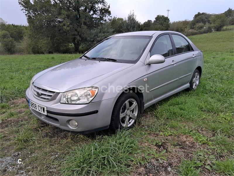 KIA Cerato 2.0 DOHC
