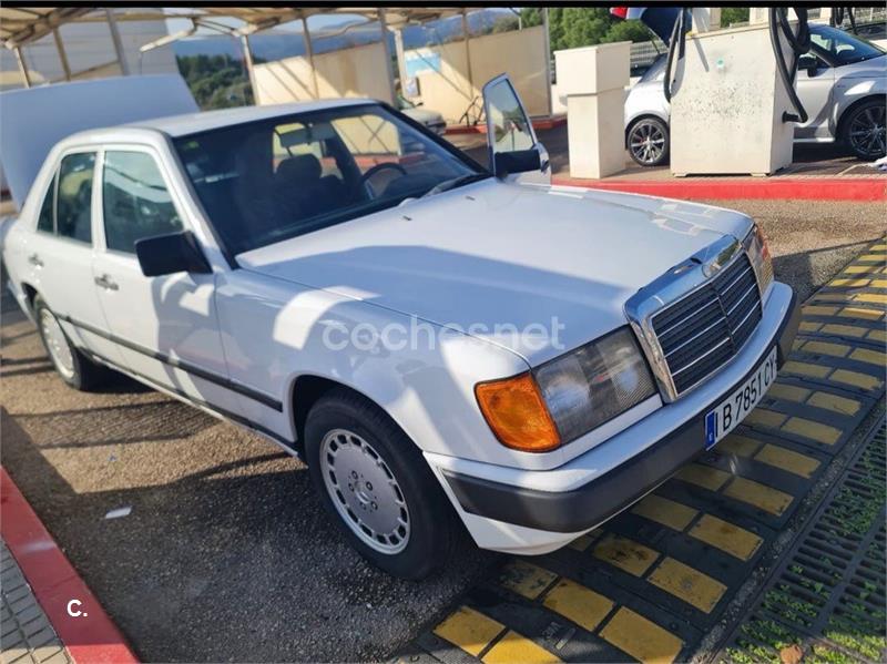 MERCEDES-BENZ 230 230CE