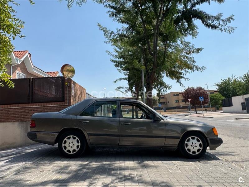 MERCEDES-BENZ 300 300SE
