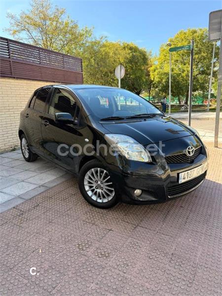 TOYOTA Yaris 1.3 VVTi Yaris