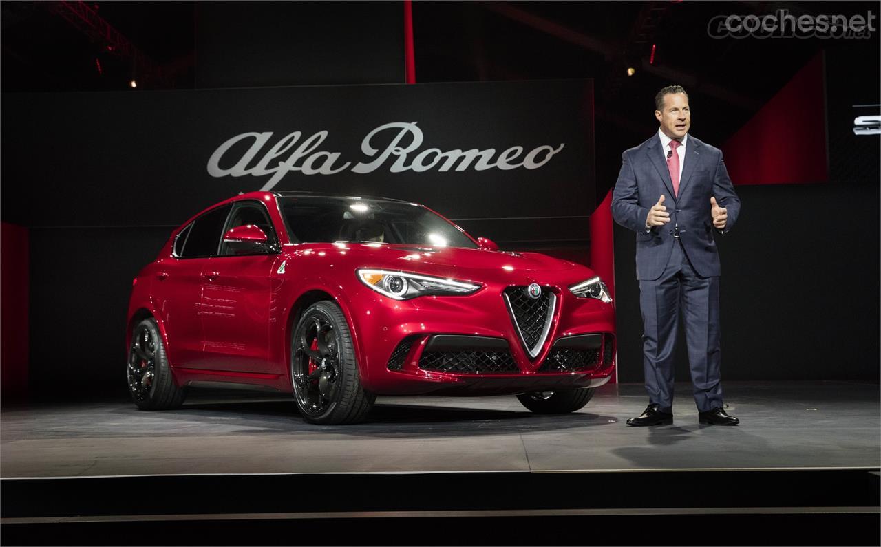 Se ha presentado en el Salón de Los Ángeles en su versión más deportiva Quadrifoglio Verde.