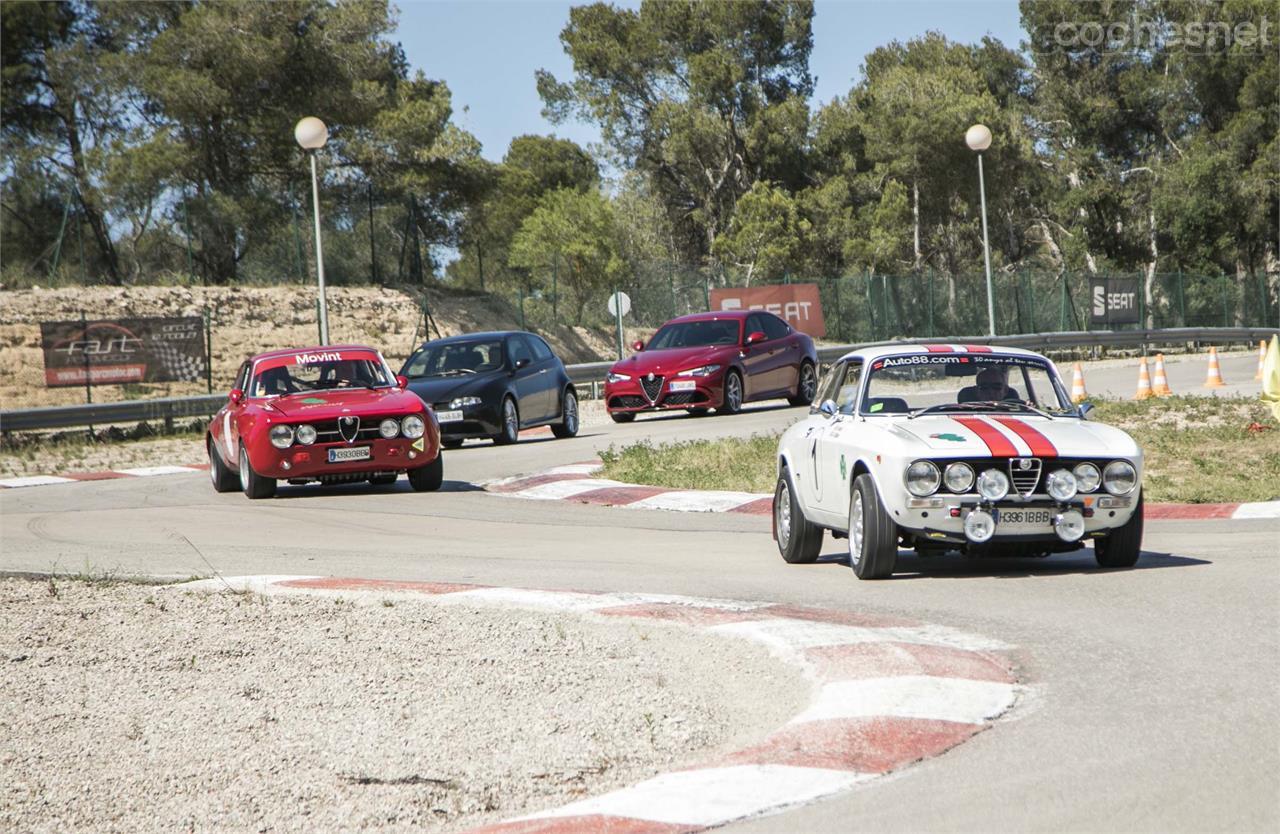 Alfa Romeo Giulia Quadrifoglio vs Alfa Romeo 147 GTA vs Alfa Romeo Giulia GTAm vs Alfa Romeo Giulia GTV 2000.