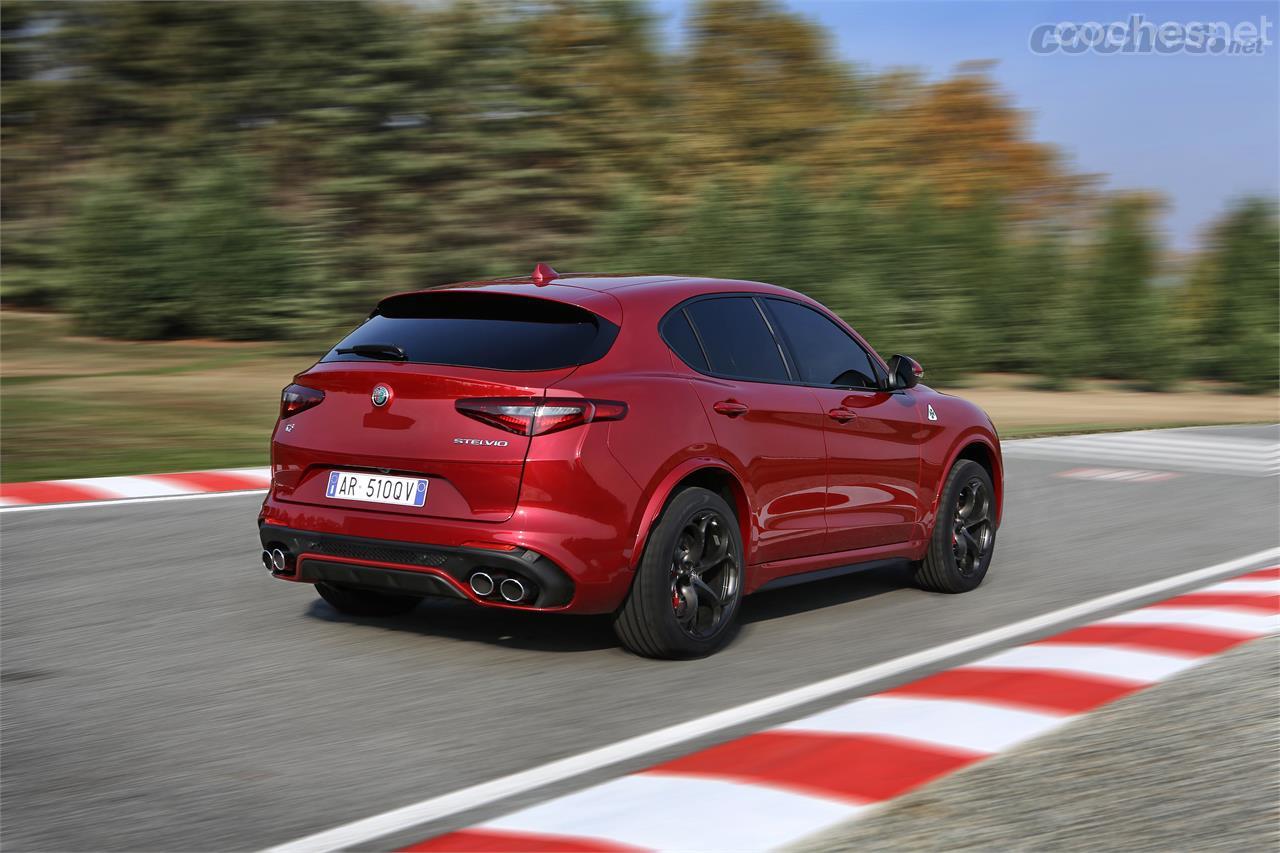 Los 104.000 euros que cuesta son mucho dinero, incluso para un SUV premium deportivo pero el comportamiento y la exclusividad de este Stelvio lo valen.