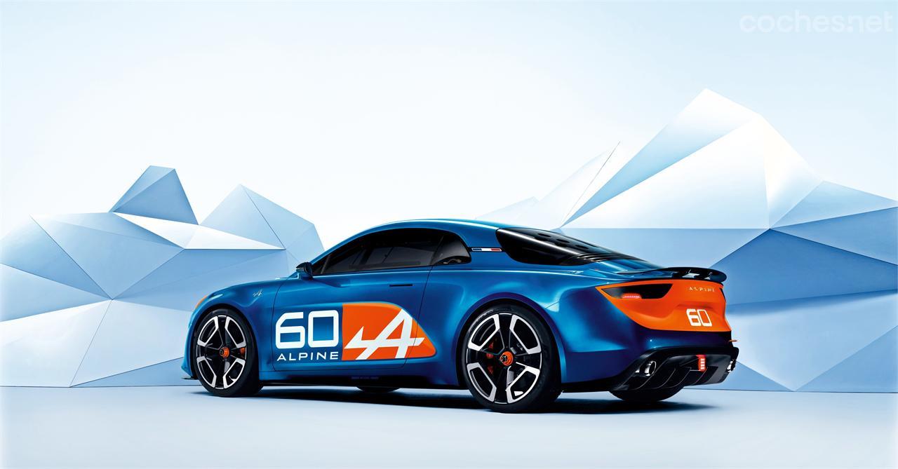 Mientras que la parte frontal está claramente inspirada en la del mítico Alpine A110, la trasera es moderna y carece de reminiscencias clásicas.