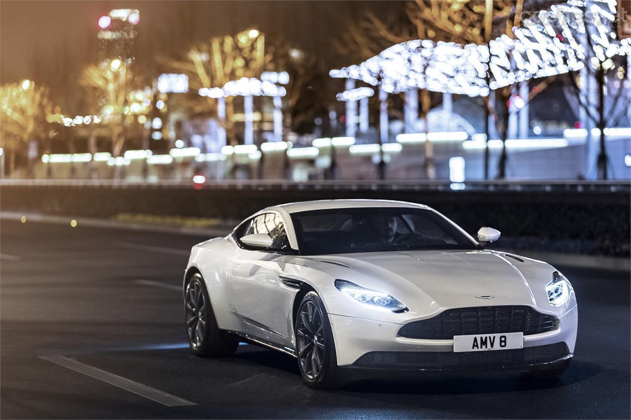 Aston Martin DB11: Ahora con motor V8