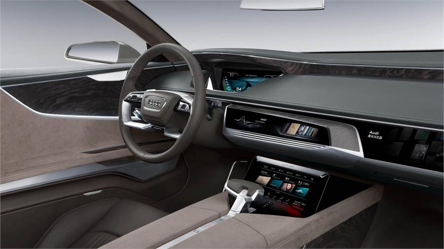 La pantalla OLED de delante del pasajero puede transmitir sus datos a la auxiliar del conductor con sólo deslizar los dedo sobre ella.
