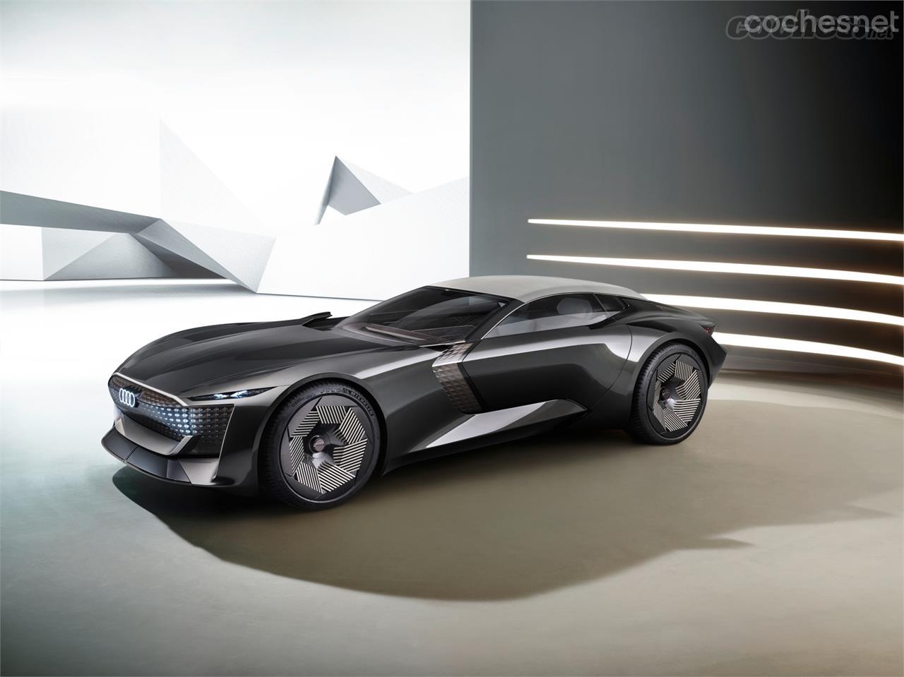 El Audi skysphere concept car, aquí en su configuración "larga" y cerrada, anuncia la estética de los futuros modelos deportivos de la marca.