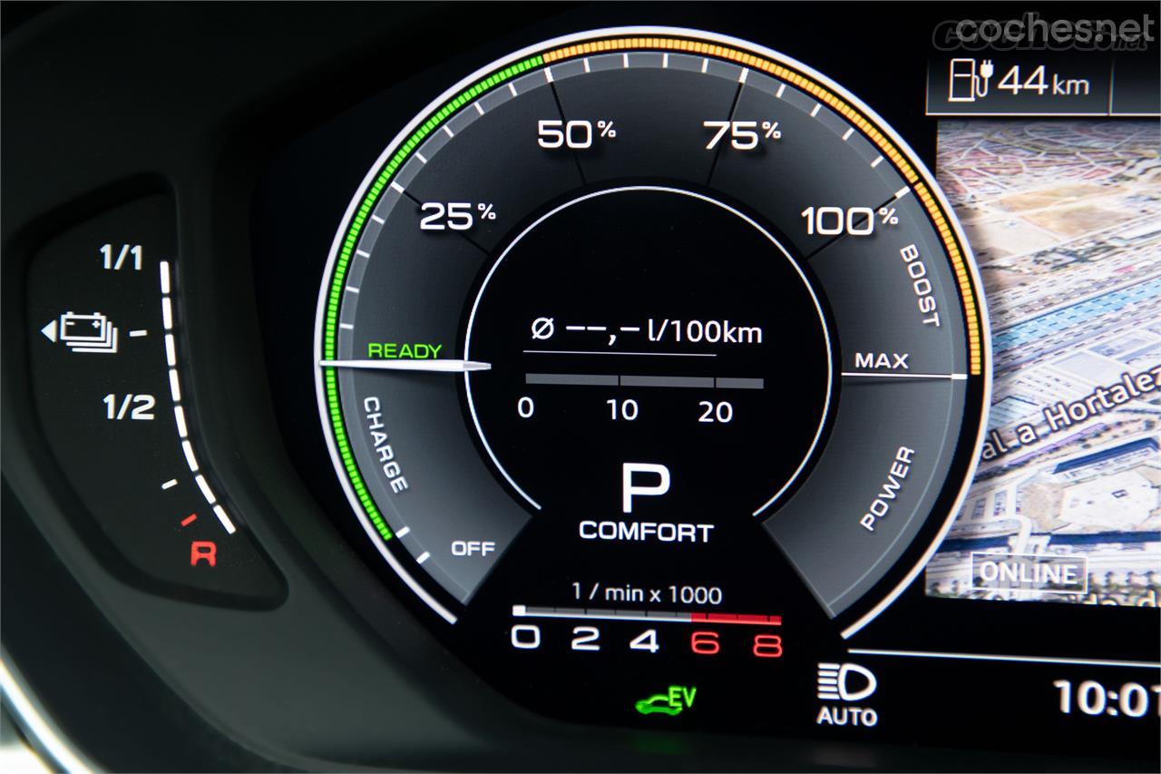 La gama Audi PHEV ofrece completa información sobre la gestión de la energía de la batería y a autonomía para circular en modo eléctrico o en modo híbrido.
