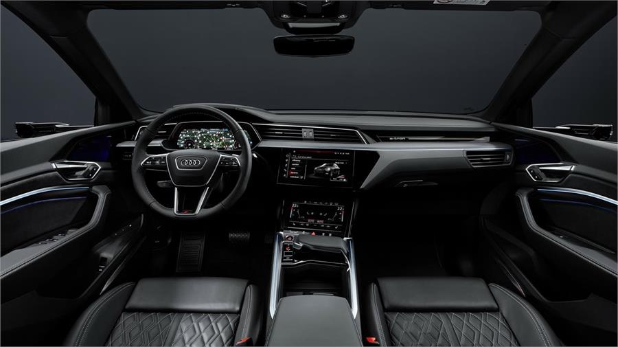 Como es habitual, en los Audi SQ8 e-Tron y SQ8 e-Tron Sportback la marca alemana ofrece el completo paquete de opciones para personalizar el coche a gusto del cliente. 