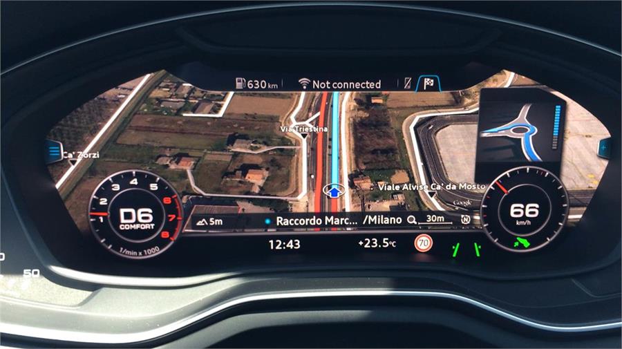 El Audi virtual cockpit es una pantalla de TFT de 12,3" con una resolución de 1440 x 540 píxeles en la que podemos ver así de bien los mapas de Google Earth del navegador.