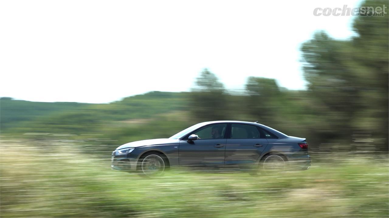 Acelera de 0 a 100 km/h en 5,8 segundos y alcanza una velocidad punta de 250 km/h.